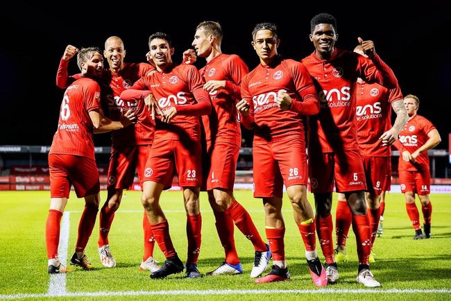 入进攻与防 入进攻与防